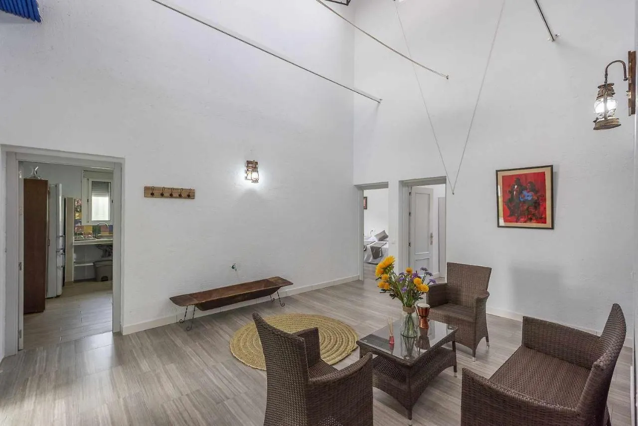 Casa Rural Dehesa De Las Yeguas La Puebla de Cazalla 0*,